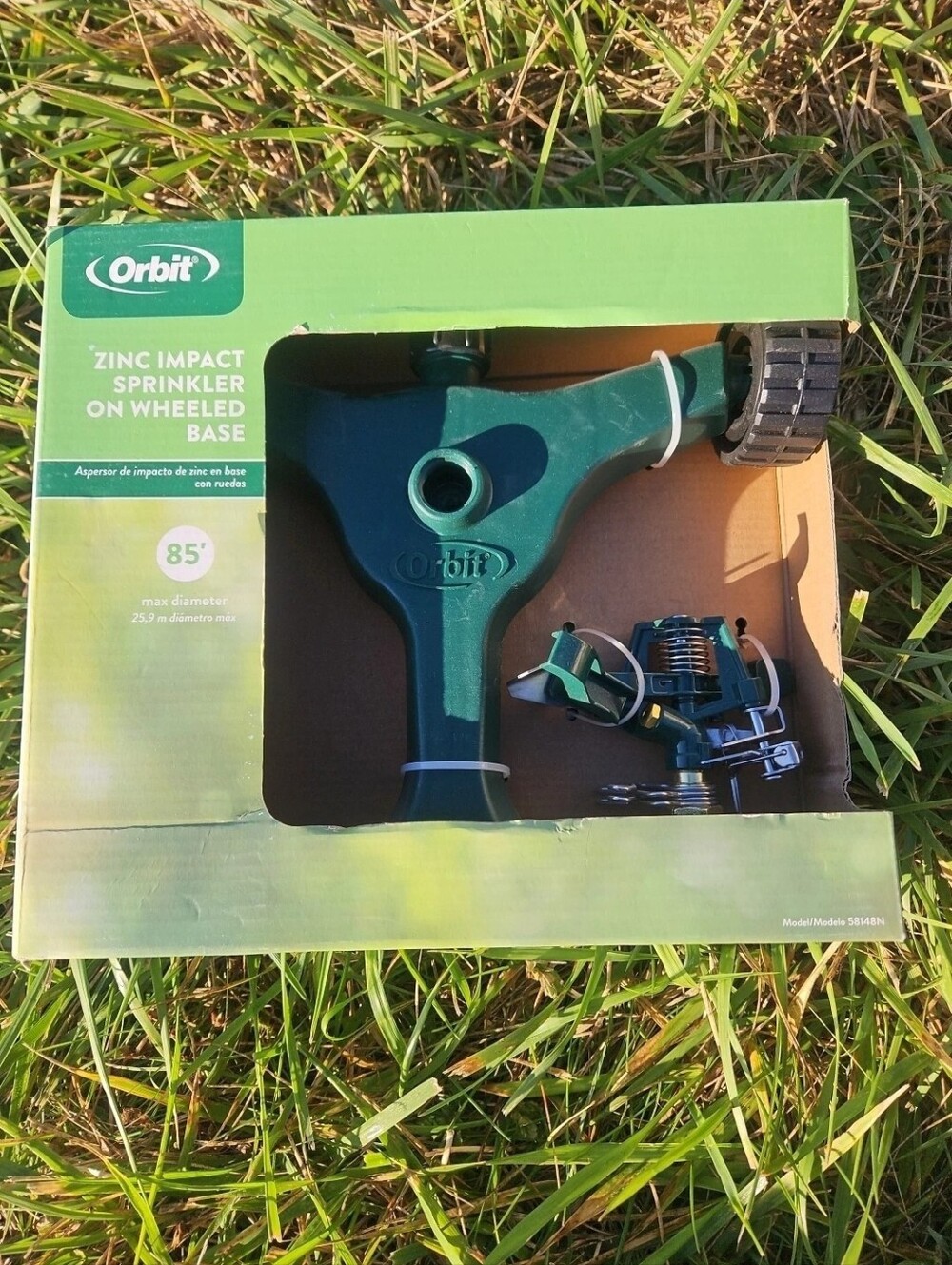 New 2019 Green Orbit Zinc Impact Sprinkler on Plastic Wheeled Base 85' max dia